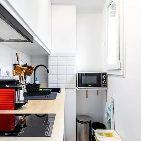 Charm And Convenience In Quatier Latin Διαμέρισμα